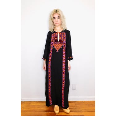 Hand Embroidered Dress // vintage boho embroidered sun maxi hippie hippy 70s 1970s caftan kaftan Indian black 70's // S/M 