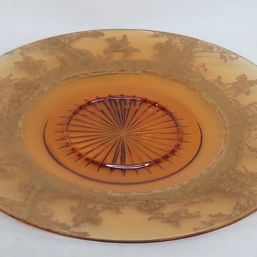 Cambridge Glass Imperial Etched Hunt Scene Amber Glass Plate 3805B