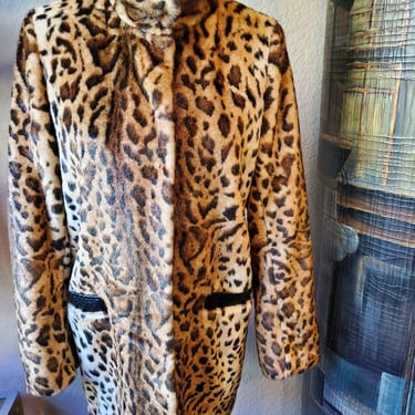 Vintage faux leopard fur coat by Via Spiga 