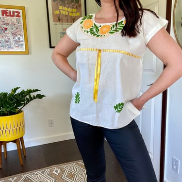 Vintage Boho Off White Embroidered Cap Sleeve Top 