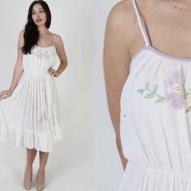 Floral Print Layered White Gauze Dress / Soft Cotton Garden Lawn Dress / Vintage 70s Lounge Tiered Midi Mini 