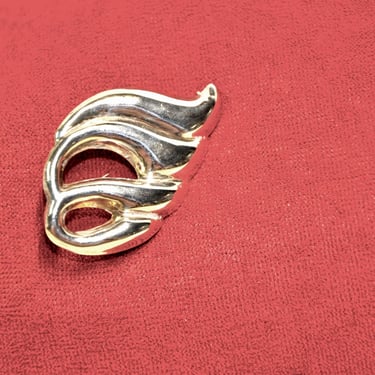 Sterling Silver Brooch Modernist Ribbed Swirl Swoosh Design Marked 925 Timeless Classic Brooch Gift for Her Birthday Gift Mothers Day Gift 