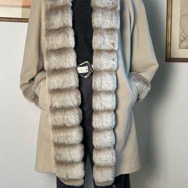 Vintage 1980s Beige Wool Coat Faux Fur Trimmed Collar and Cuffs | Beige Fur Coat | Retro Designer Coat | 90s Vintage Coat | Gifts Ideas 