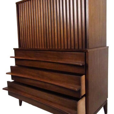 Free Shipping Within Continental US - (Available by online purchase only)Vintage Mid Century Modern Walnut Wood Dresser Dovetailed Drawers 