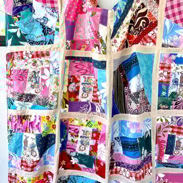 Vintage Hawaiian Crazy Quilt // Hawaii Colorful Baby Blanket with Raggedy Ann and Andy 