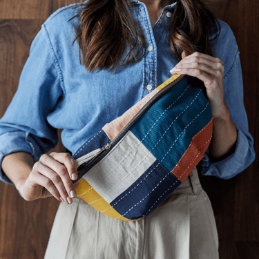 Colorblock Sling Crossbody Bag