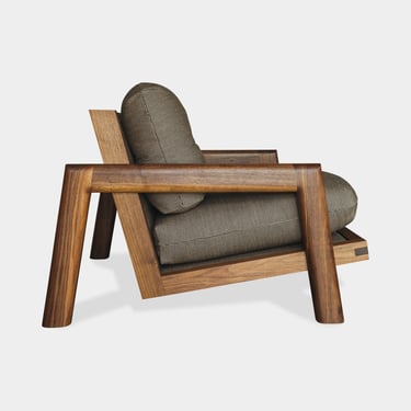 TAMBU Lounge Chair