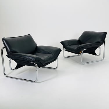 Mid century  Tublar frame black leather armchair 