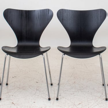 Arne Jacobsen for Fritz Hansen Danish Chair, 4