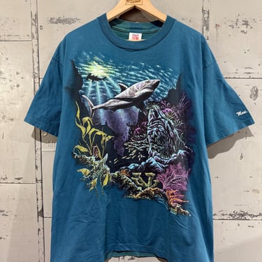 Vintage Ocean Shark Tee Big Print Graphic T-shirt Teal Color Shirt 