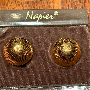 Vintage Napier Gold Tone Swirl Clip On Earrings New Old Stock New W Tag Retro 