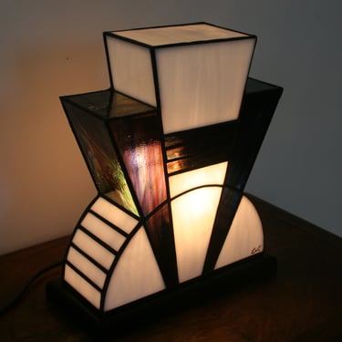 Art Deco Tiffany Stained Glass Lamp 