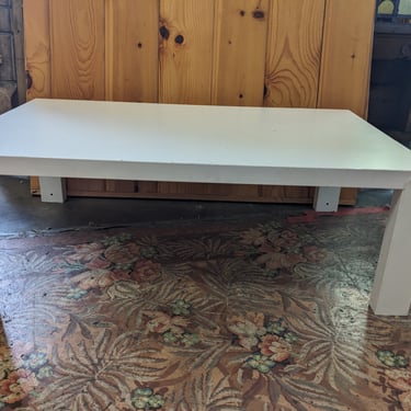 White Ikea Pahl Table