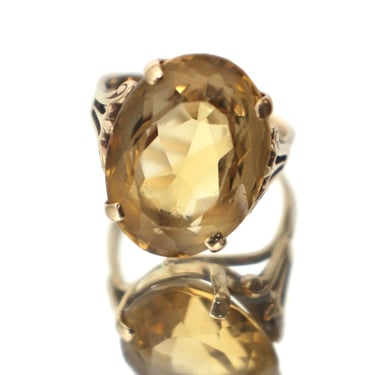 10K Gold Oval Cut Citrine Ring