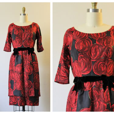 Vintage 50s Joseph Magnin silk Red Roses circles Wiggle Dress Floral Velvet Bows  // Modern Size US 2 4 xs Small 