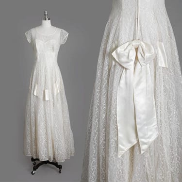 Emma Domb wedding dress | Vintage 50s floral lace bow wedding dress | 1950s wedding gown 