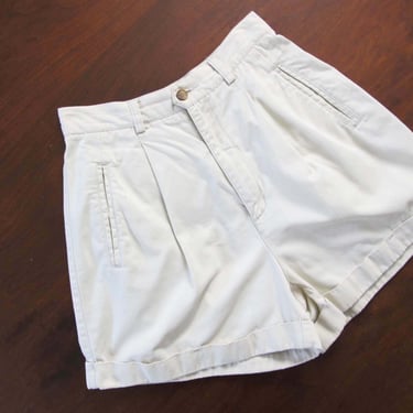 Vintage 90s High Waist Off White Womens Shorts 25 - 1990s Pleated Preppy Beige Mom Shorts 