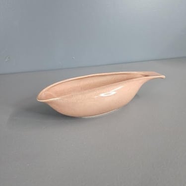 Russel Wright Steubenville American Modern Coral Gravy Boat 