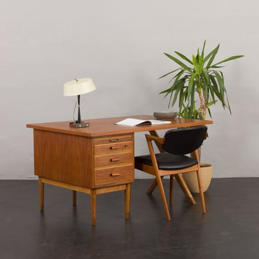 Teak and oak double-sided desk with X-shaped legs in the style of Borge Mogensen, Denmark, 1960s 