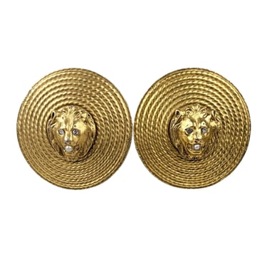 Averil 1980s Vintage Lion Head Medallion Gold-Tone Clip-On Earrings 