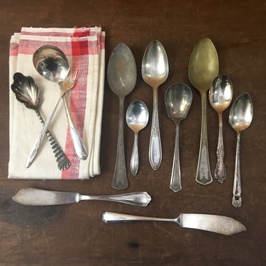 Vintage silverplate flatware collection - lot of 12 - Rogers and more - 1930s 