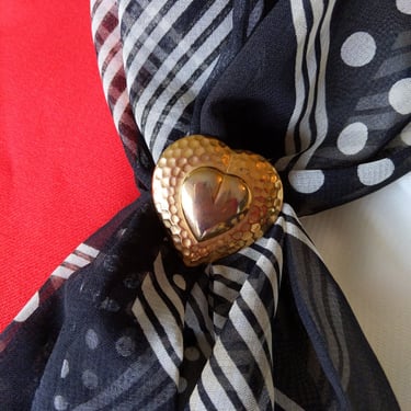 Cute Vintage 70s 80s 90s Gold Heart Scarf Clip 