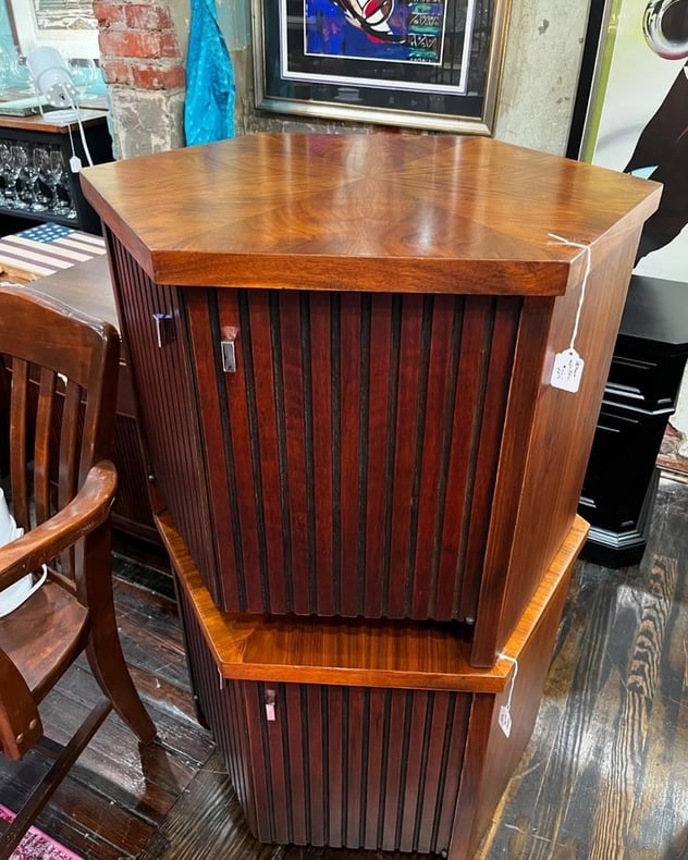 Two mid century awesome hexagon side tables/nightstands. One available! 25” x 28” x 21” 