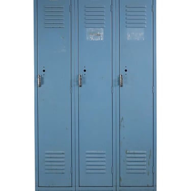 Vintage Blue Steel Penco Single Tier 3 Person Metal Locker Q279268