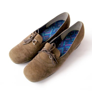 1960s Mod Suede Slip On Shoes, Olive Brown Suede Shoes, Low Heel Pumps // Size 7 AA 