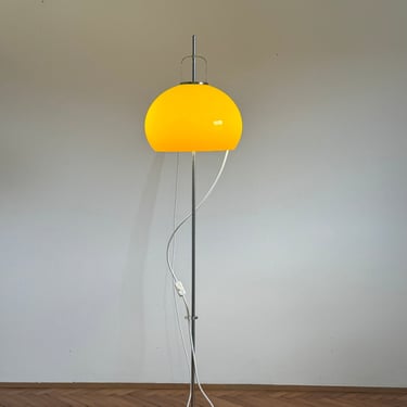 Meblo Guzzini floor lamp Lucerna / Mid Century / Modern Lamp / 1970s / Space age / Atomic age / floor lamp / standing lamp 