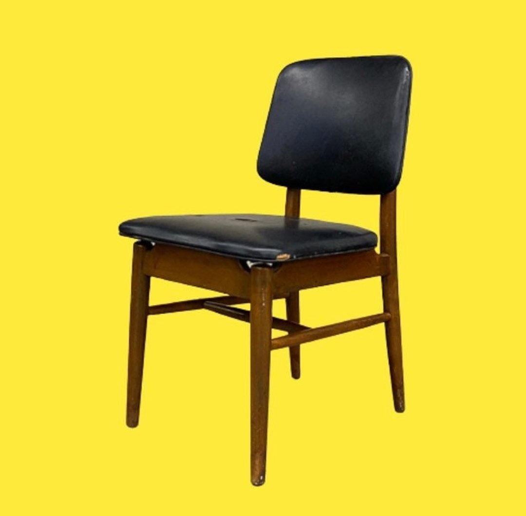 LOCAL PICKUP ONLY ———— Vintage Dining Chair Retrospect Vintage