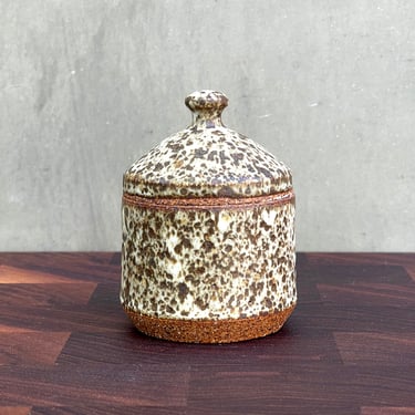 Ceramic Salt Cellar with Lid - Satin/ Matte Speckled "Oatmeal" 