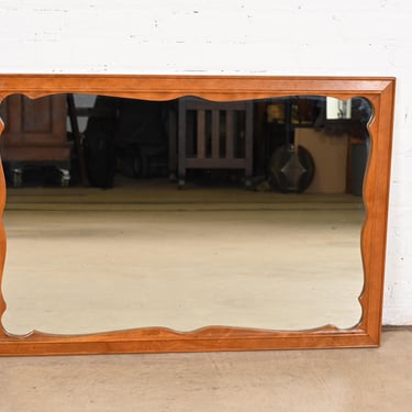 Ethan Allen American Colonial Carved Maple Framed Wall Mirror, 1960s