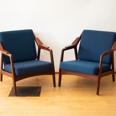 Pair of H. Brockmann-Petersen Teak Lounge Chairs