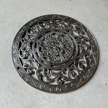 Antique 16” Round Cast Iron Floor Register Grate Victorian Salvage 