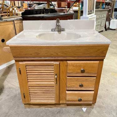 Freestanding Single Bathroom Vanity with Oak Wooden Base and Stone Top