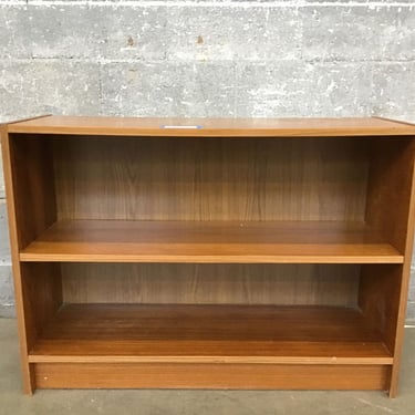 Small Teak Bookshelf (Seattle)