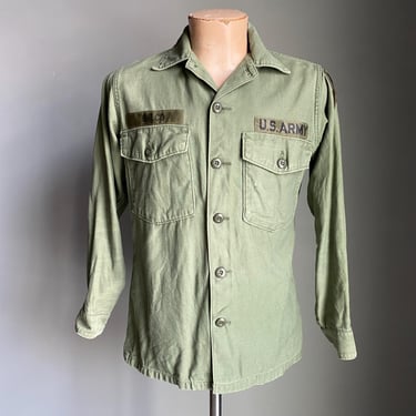 Vintage US Army Uniform Shirt / Vintage US Army Field Uniform Shirt / Cotton Twill US Army Shirt w/ Shoulder Patch 