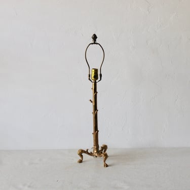 Vintage Mid Century Hollywood Regency Brass Candlestick Tree Trunk Tripod Footed Accent Table Lamp 