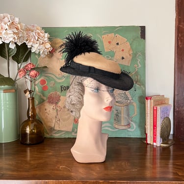 Vintage 1940s ostrich feather straw topper Hat 