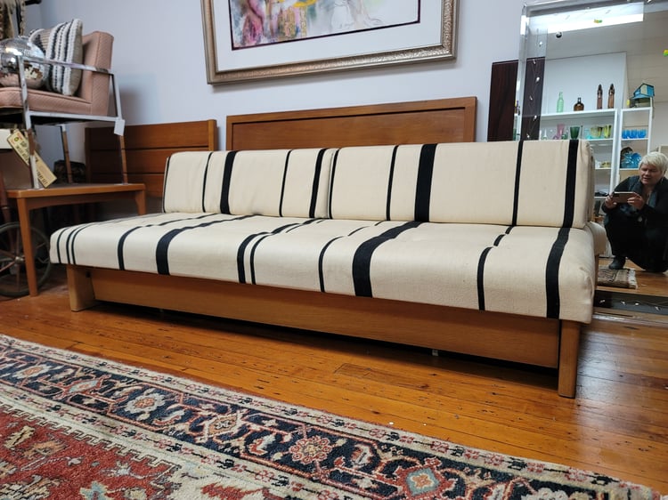 Sofa Daybed with Trundle