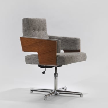 Antoine Philippon &amp; Jacqueline Lecoq &#039;Confort&#039; Desk Chair, Model 3001