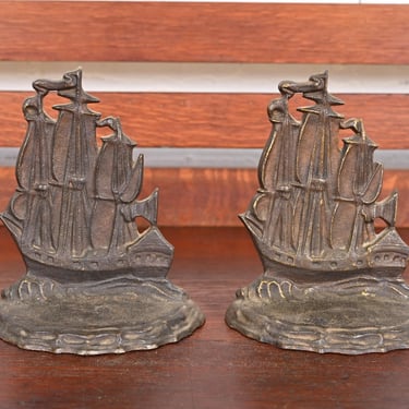 Bradley &#038; Hubbard Clipper Ship Cast Iron Bookends, 1920s