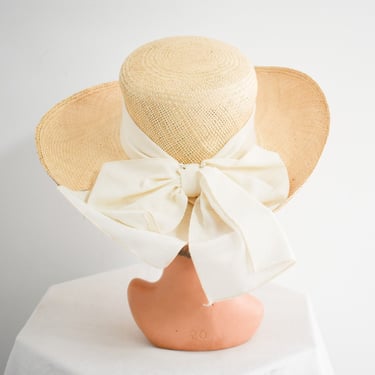 1980s Natural Straw Sun Hat with Cream Band and Bow 