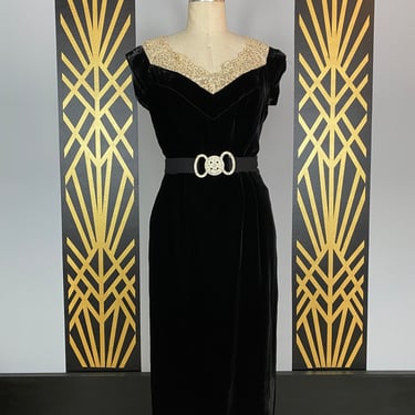 1940s velvet dress, vintage cocktail dress, rhinestones and pearls, size large, film noir style, 1950s evening dress, hourglass, 30 31 waist 