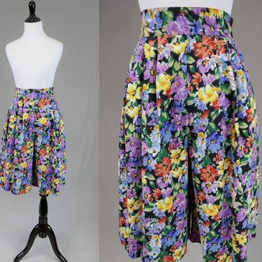 80s 90s Floral Shorts or Culottes - 25" waist will stretch - High Rise Full Cut Pleated - Fundamental Things - Vintage 1980s 1990s - S 
