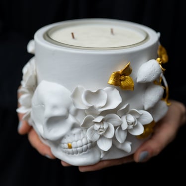 Gula Gilded Porcelain Skull Candle