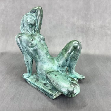 Large Bronze Sculpture of Nude Women 