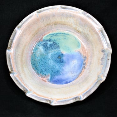Stoneware - Circa 1970s - Hand Thrown - Artisan Ceramic Bowl - Fruit bowl 