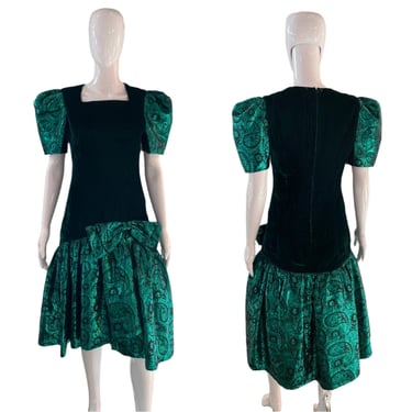 1980's Green Velvet and Lame' Party Dress Size  S/M